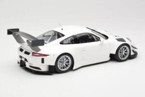 Porsche 911 991.1 GT3 R Weiss Mit Silberfelgen Minichamps 1:18 153166000 Metall – Bild 2 von 6