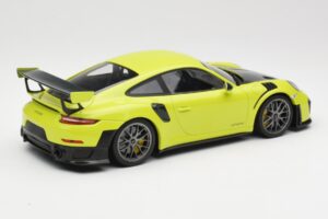 Porsche 911 991.2 GT2 RS Limonengrün mit Silbernen Felgen Minichamps 1:18 155068309 Metall – Bild 2 von 6