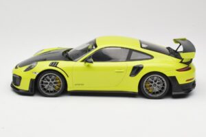 Porsche 911 991.2 GT2 RS Limonengrün mit Silbernen Felgen Minichamps 1:18 155068309 Metall – Bild 3 von 6