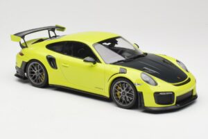 Porsche 911 991.2 GT2 RS Limonengrün mit Silbernen Felgen Minichamps 1:18 155068309 Metall – Bild 4 von 6