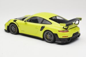 Porsche 911 991.2 GT2 RS Limonengrün mit Silbernen Felgen Minichamps 1:18 155068309 Metall – Bild 5 von 6
