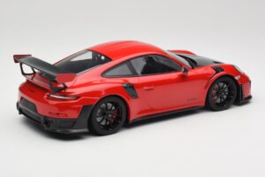 Porsche 911 GT2 RS 991.2 Rot Schwarze Felgen Minichamps 1:18 155968307 Metall – Bild 2 von 6