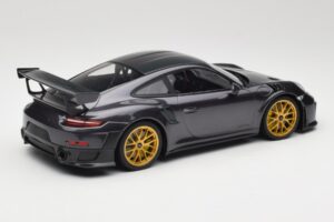 Porsche 911 991.2 GT2 RS Weissach Package Purple Metallic Mit Goldenen Magnesium-Felgen Minichamps 1:18 153068322 Metall – Bild 2 von 6