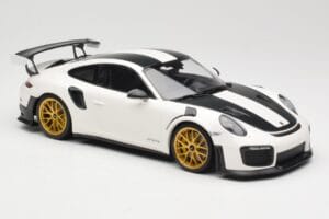 Porsche 911 991.2 GT2 RS Weissach Package Weiss Mit Goldfelgen Minichamps 1:18 153068308 Metall – Bild 4 von 6