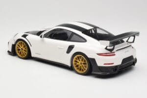 Porsche 911 991.2 GT2 RS Weissach Package Weiss Mit Goldfelgen Minichamps 1:18 153068308 Metall – Bild 5 von 6