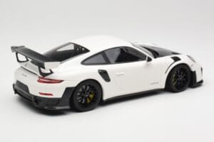 Porsche 911 991.2 GT2 RS Weiss mit Schwarzen Felgen Minichamps 1:18 155068310 Metall – Bild 2 von 6