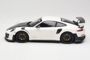 Porsche 911 991.2 GT2 RS Weiss mit Schwarzen Felgen Minichamps 1:18 155068310 Metall – Bild 3 von 6