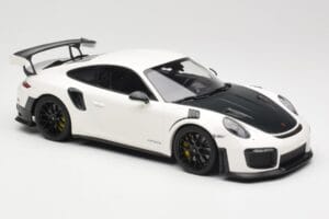 Porsche 911 991.2 GT2 RS Weiss mit Schwarzen Felgen Minichamps 1:18 155068310 Metall – Bild 4 von 6