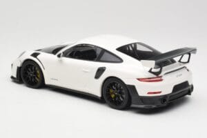 Porsche 911 991.2 GT2 RS Weiss mit Schwarzen Felgen Minichamps 1:18 155068310 Metall – Bild 5 von 6