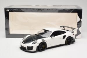 Porsche 911 991.2 GT2 RS Weiss mit Schwarzen Felgen Minichamps 1:18 155068310 Metall – Bild 6 von 6