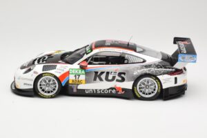 Porsche 911 991.2 GT3 R Kus Team 75 Bernhard #17 M. Ammermüller / M. Jaminet ADAC GT Masters 2017 Minichamps 1:18 155176917 M – Bild 3 von 6