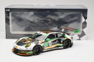 Porsche 911 991.2 GT3 R #28 Alegra Motorsports D. de Quesada / M. Morad Class Winners 24 Hours of Daytona 2017 Minichamps 1:1 – Bild 6 von 6