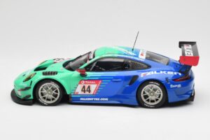 Porsche 911 GT3 R 991.2 Team Falken Motorsport #44 P. Dumbreck / M. Ragginger / S. Müller / K. Bachler ADAC 24 Hours Nürburgr – Bild 3 von 6