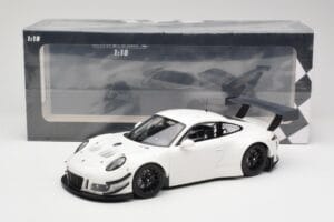 Porsche 911 991.2 GT3 R Weiss mit Schwarzen Rädern Minichamps 1:18 155186900 Metall – Bild 6 von 6
