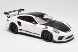 Porsche 911 991.2 GT3 RS Weissach Package Weiss Wording Schwarze Magnesium Felgen Minichamps 1:18 153068225 Metall – Bild 4 von 6