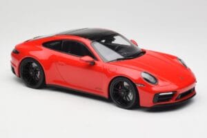 Porsche 911 992 Carrera 4 GTS Rot Minichamps 1:18 155063100 Metall – Bild 4 von 6
