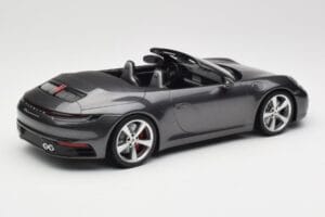 Porsche 911 992 Carrera 4S Cabriolet Agate Grey Metallic Minichamps 1:18 155067336 Metall – Bild 2 von 6
