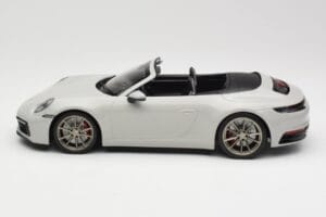Porsche 911 992 Carrera 4S Cabriolet Grau Minichamps 1:18 155067335 Metall – Bild 3 von 6
