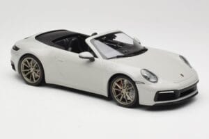 Porsche 911 992 Carrera 4S Cabriolet Grau Minichamps 1:18 155067335 Metall – Bild 4 von 6