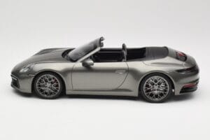 Porsche 911 992 Carrera 4S Cabriolet Mamba Green Metallic Minichamps 1:18 155067337 Metall – Bild 3 von 6