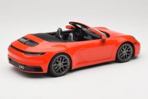 Porsche 911 992 Carrera 4S Cabriolet Orange Minichamps 1:18 155067334 Metall – Bild 2 von 6