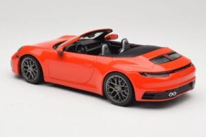 Porsche 911 992 Carrera 4S Cabriolet Orange Minichamps 1:18 155067334 Metall – Bild 5 von 6