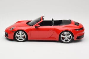 Porsche 911 992 Carrera 4S Cabriolet Rot Minichamps 1:18 155067331 Metall – Bild 3 von 6
