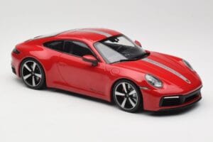 Porsche 911 992 Carrera 4S Carmine Red Minichamps 1:18 155067326 Metall – Bild 4 von 6