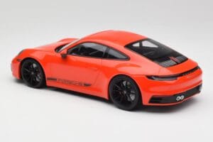 Porsche 911 992 Carrera 4S Lava Orange Minichamps 1:18 155067327 Metall – Bild 5 von 6
