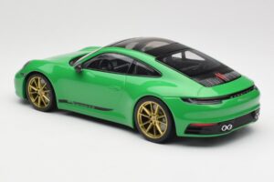 Porsche 911 992 Carrera 4S Python Green Minichamps 1:18 155067325 Metall – Bild 5 von 6