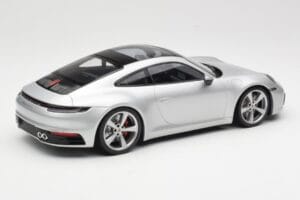 Porsche 911 992 Carrera 4S Silber Minichamps 1:18 155067322 Metall – Bild 2 von 6