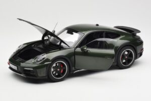 Porsche 911 992 Dakar Oak Grün Metallic Norev 1:18 187241 Metall – Bild 2 von 9