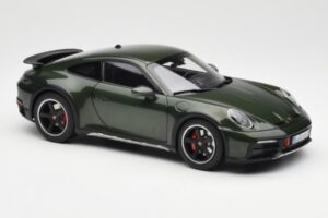 Porsche 911 992 Dakar Oak Grün Metallic Norev 1:18 187241 Metall – Bild 7 von 9