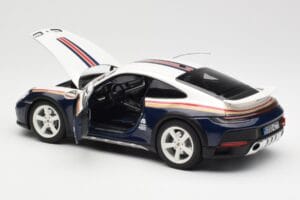 Porsche 911 992 Dakar Rough Roads Norev 1:18 187240 Metall – Bild 6 von 9