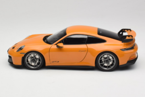 Porsche 911 992 GT3 Bahama Yellow Norev 1:18 187387 Metall – Bild 4 von 8