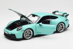 Porsche 911 992 GT3 Mint Grün Norev 1:18 187316 Metall – Bild 2 von 8