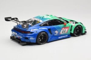 Porsche 911 992 GT3 R Falken #44 D. Eriksson / T. Heinemann 24 Hours of Nurburgring 2023 Minichamps 1:18 113236344 Metall – Bild 3 von 8