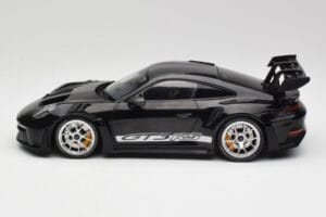 Porsche 911 992 GT3 RS Schwarz Mit Silbernen Felgen Minichamps 1:18 155062231 Metall – Bild 3 von 6