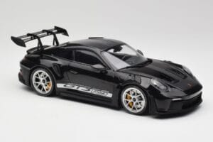 Porsche 911 992 GT3 RS Schwarz Mit Silbernen Felgen Minichamps 1:18 155062231 Metall – Bild 4 von 6