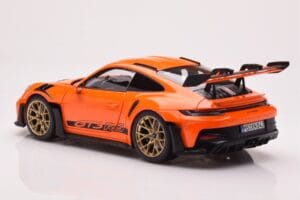 Porsche 911 992 GT3 RS Gulf Orange Norev 1:18 187360 Metall – Bild 7 von 8