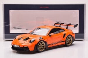 Porsche 911 992 GT3 RS Gulf Orange Norev 1:18 187360 Metall – Bild 8 von 8