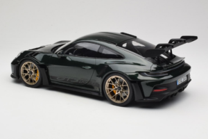 Porsche 911 992 GT3 RS Jet Green Metallic Black Norev 1:12 127532 Metall – Bild 5 von 6