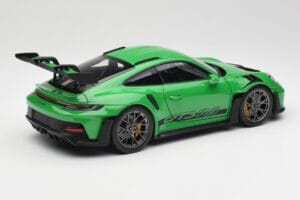 Porsche 911 992 GT3 RS Python Grün Norev 1:18 WAP0212820RGT3 Metall – Bild 3 von 8