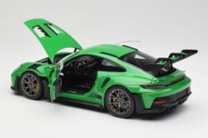 Porsche 911 992 GT3 RS Python Grün Norev 1:18 WAP0212820RGT3 Metall – Bild 5 von 8