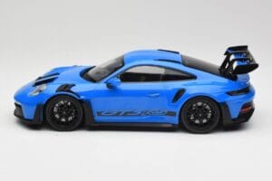 Porsche 911 992 GT3 RS Shark Blau & Schwarze Räder Minichamps 1:18 153062233 Metall – Bild 3 von 6