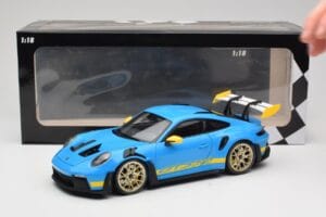 Porsche 911 992 GT3 RS Shark Blau & Gelb Decor Concept Minichamps 1:18 911992001 Metall – Bild 8 von 8