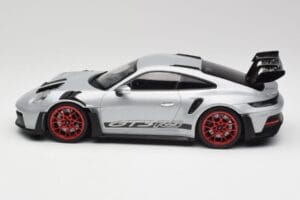 Porsche 911 992 GT3 RS Silber & Rote Räder Minichamps 1:18 153062241 Metall – Bild 3 von 6