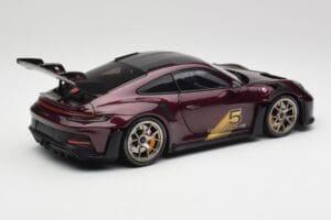 Porsche 911 992 GT3 RS Ultraviolett & Silber Räder Minichamps 1:18 110062029 Metall – Bild 3 von 8