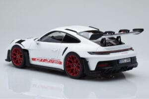 Porsche 911 992 GT3 RS Weiss Pyro Rot Norev 1:18 187352 Metall – Bild 7 von 8