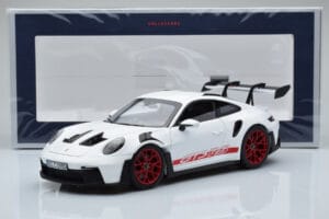 Porsche 911 992 GT3 RS Weiss Pyro Rot Norev 1:18 187352 Metall – Bild 8 von 8